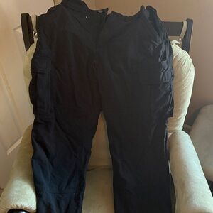Duluth Trading Co Men's Black Cargo Pants